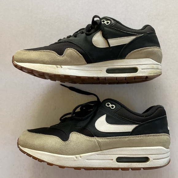 NIKE Air Max 1 Men’s Black/ LightBone AH8145-009-Sneakers Size 10 - Picture 4 of 9